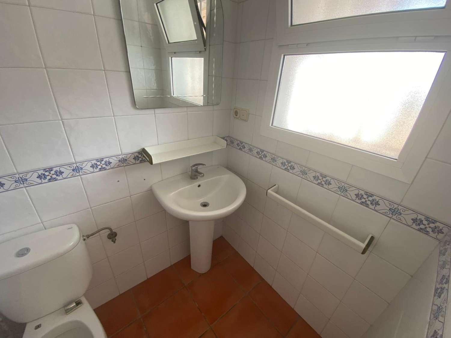 Se alquila adosado en Fuengirola, zona Sohail.