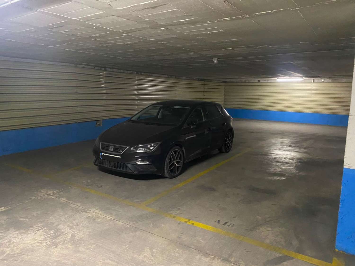 Plaza de aparcamiento a la venta