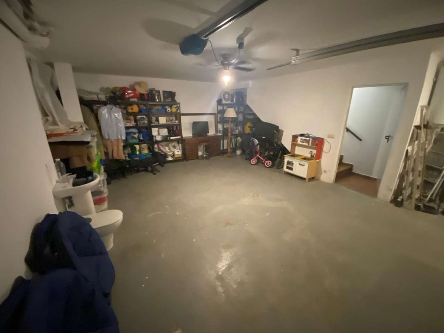 Amplio chalet adosado 4 dormitorios y 3 baños en alquiler larga temporada