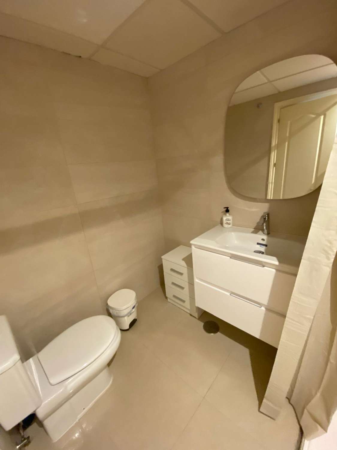 Piso 2 dormitorios y 1 baño a la venta