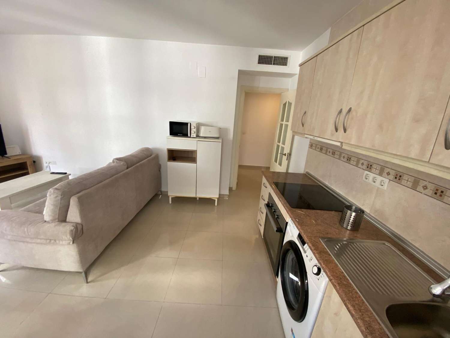 Piso 2 dormitorios y 1 baño a la venta