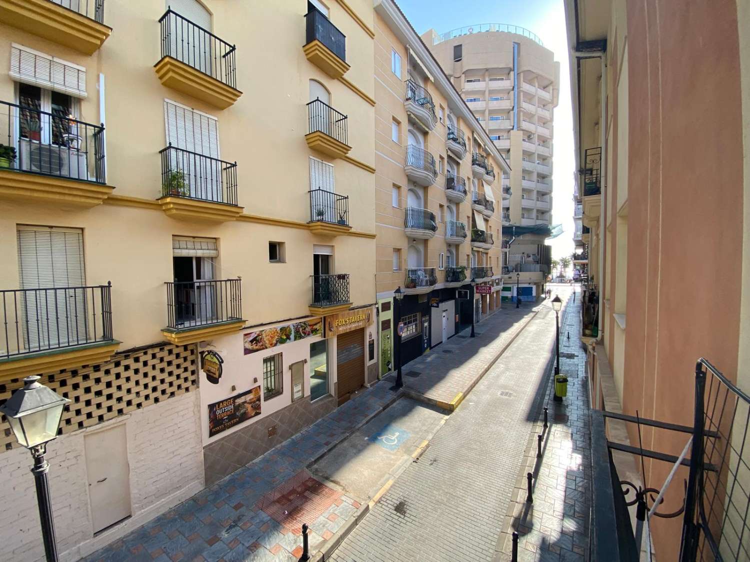 Piso 2 dormitorios y 1 baño a la venta