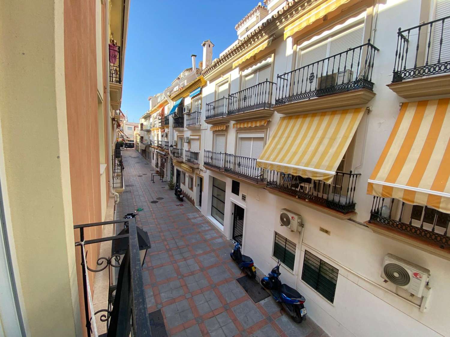 Piso 2 dormitorios y 1 baño a la venta