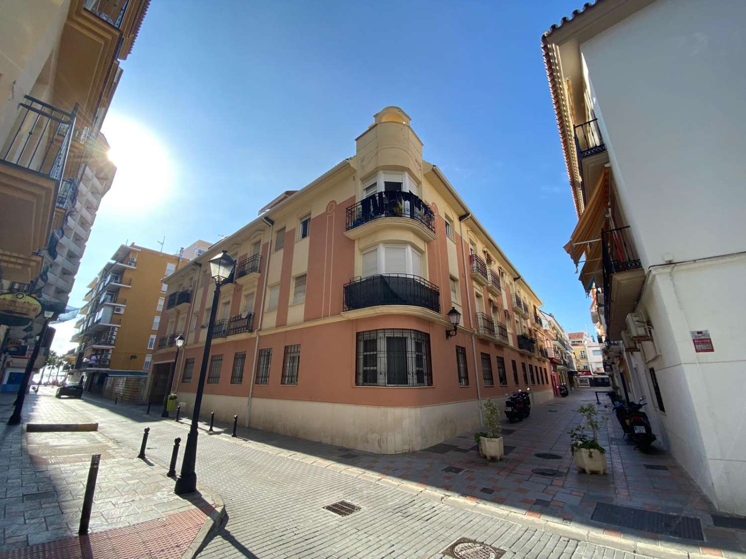 Piso 2 dormitorios y 1 baño a la venta