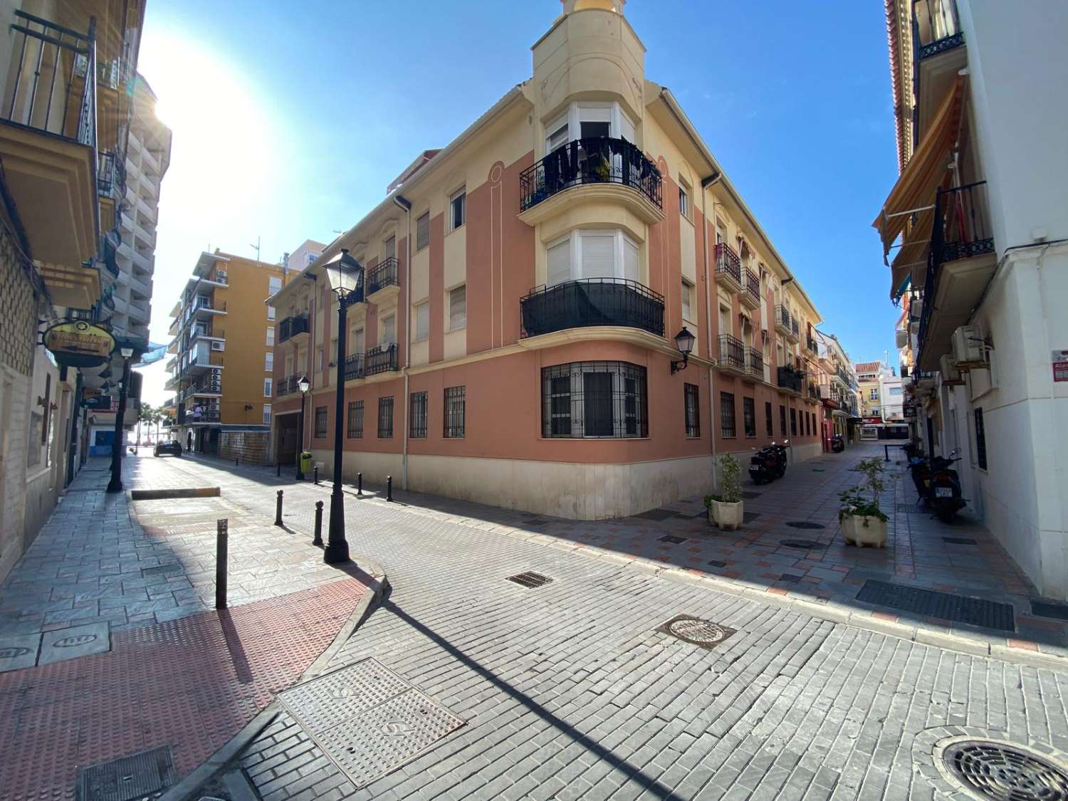 Piso 2 dormitorios y 1 baño a la venta