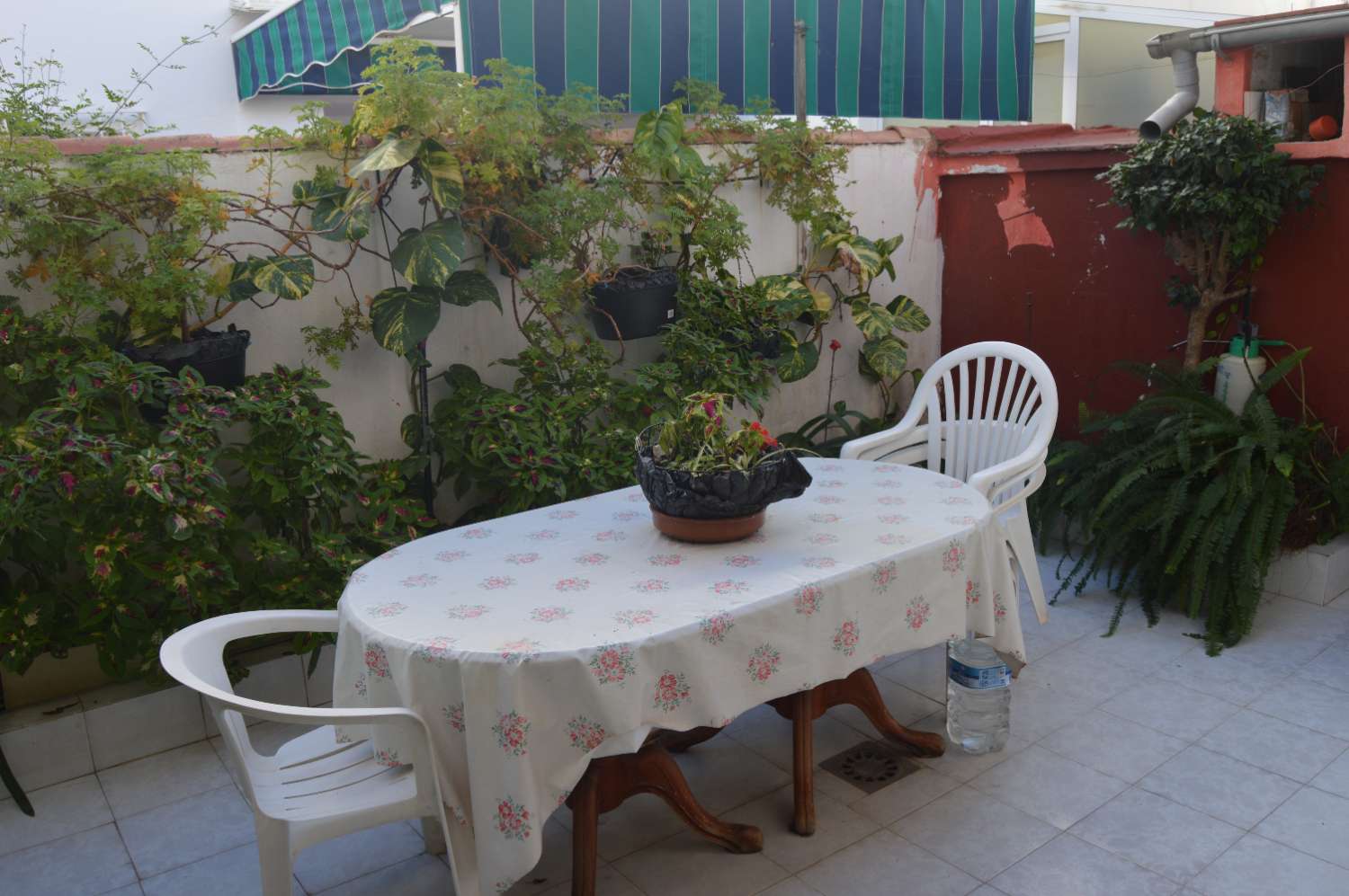 Excelente chalet adosado a la venta en Los Boliches