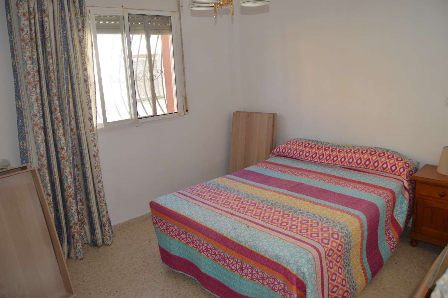 Excelente chalet adosado a la venta en Los Boliches