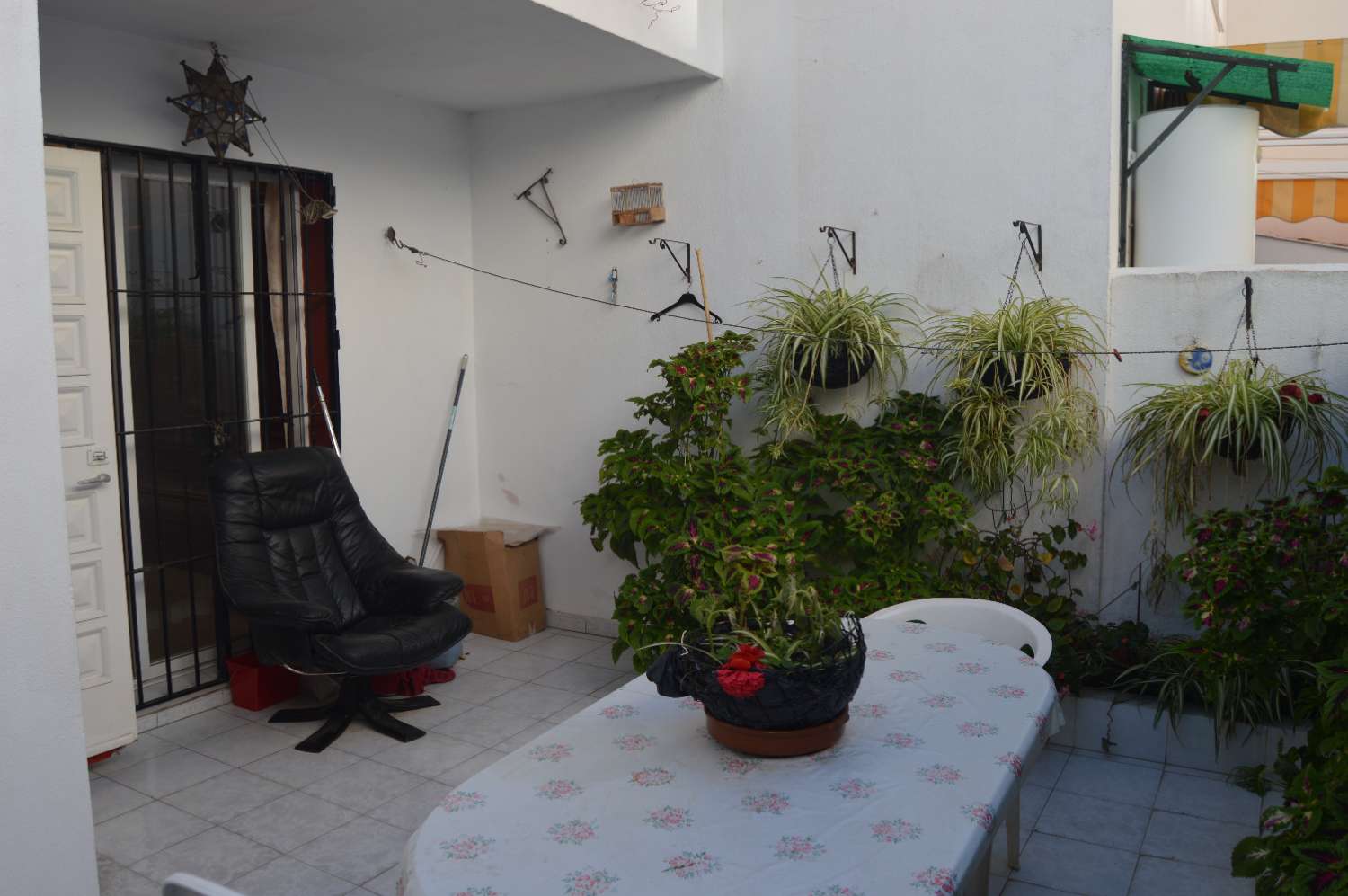 Excelente chalet adosado a la venta en Los Boliches