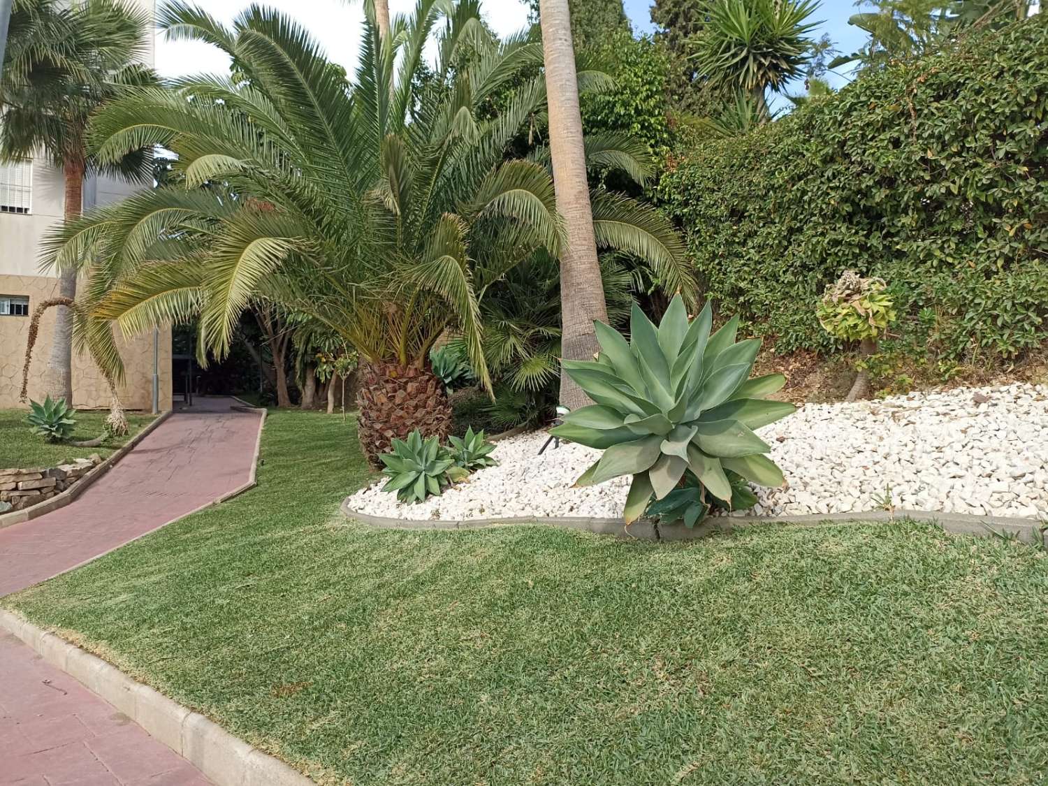 Se vende piso de 2 dormitorios en Riviera del sol, Mijas.