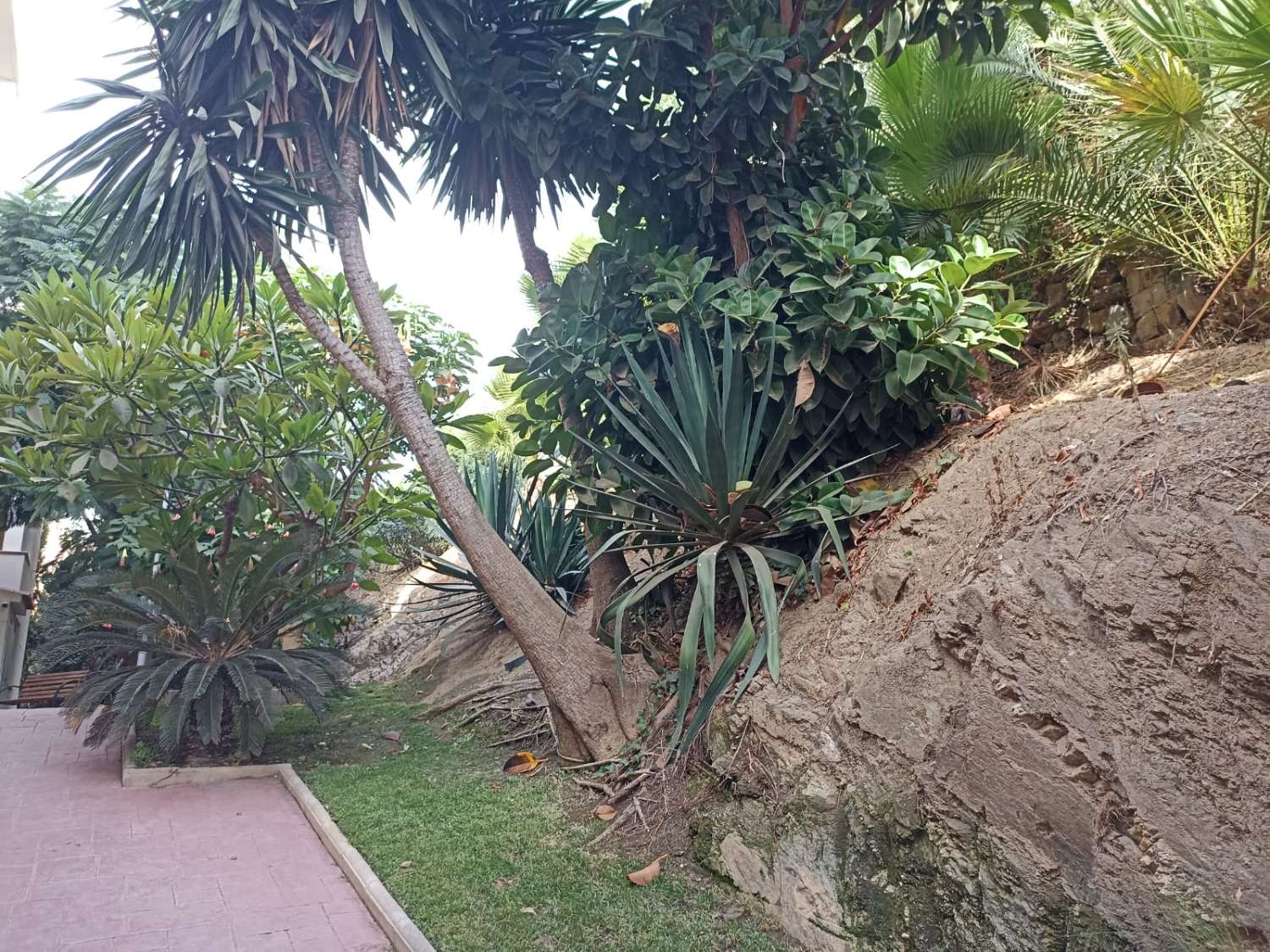 Se vende piso de 2 dormitorios en Riviera del sol, Mijas.