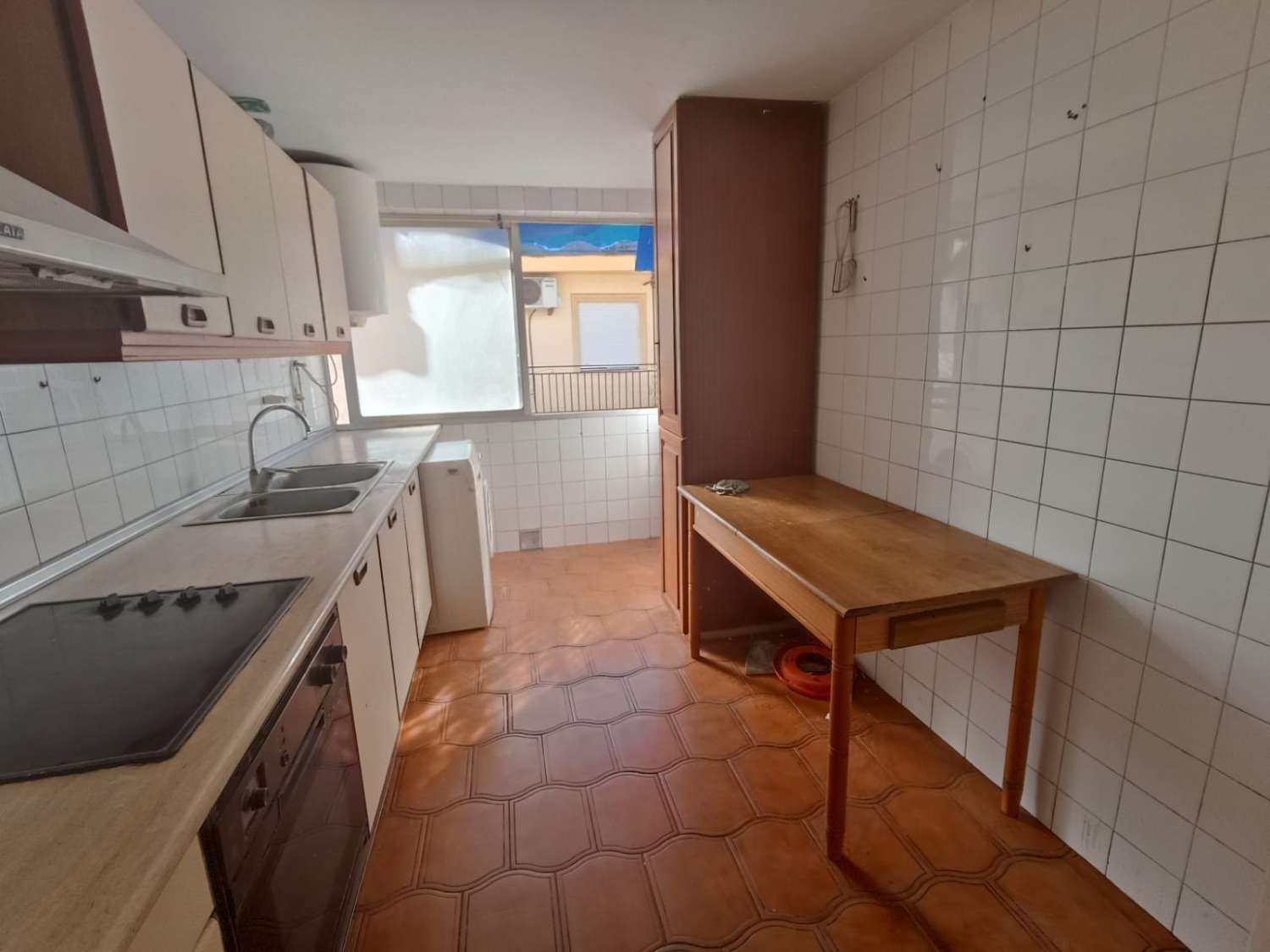 Se vende piso 3 dormitorios en Playa de los Boliches, Fuengirola.