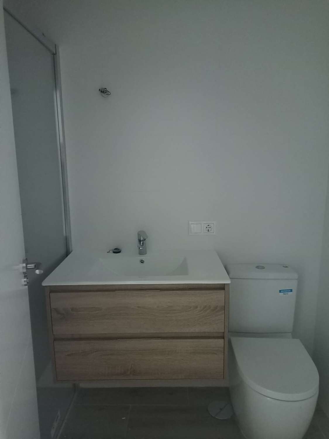 Se vende apartamento de 1 dormitorio en Playa de los Boliches, Fuengirola.