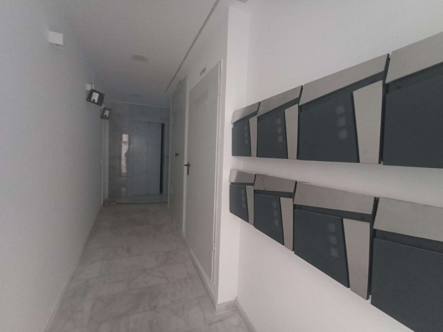 Se vende apartamento de 1 dormitorio en Playa de los Boliches, Fuengirola.