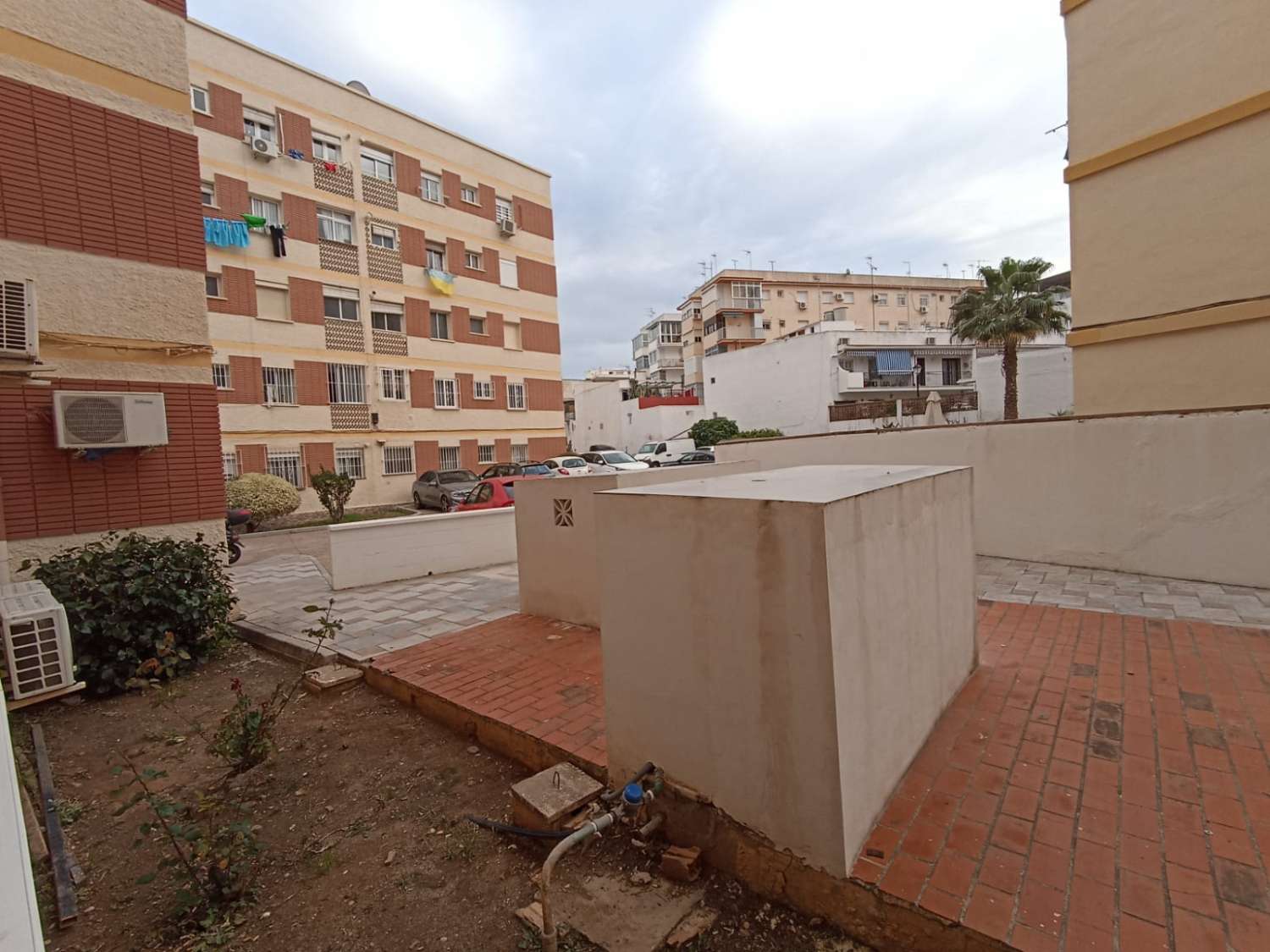 Se vende piso de 3 dormitorios en el Centro de Fuengirola.