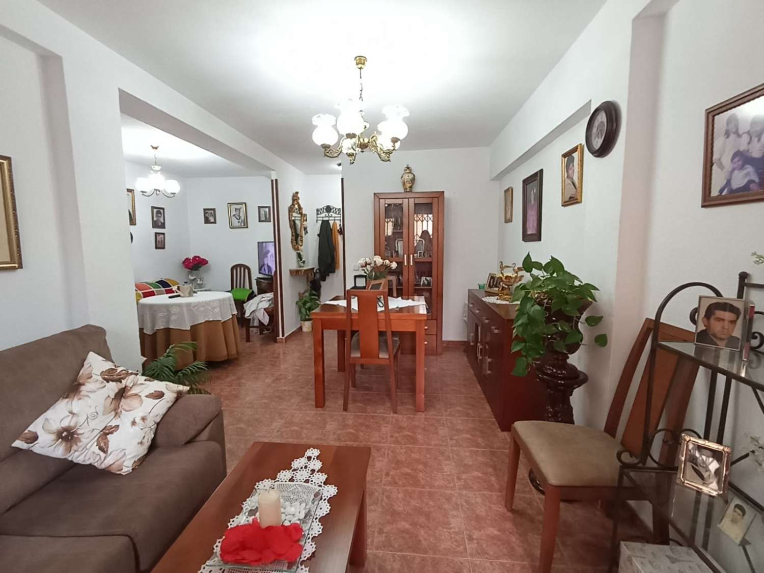 Se vende piso de 3 dormitorios en el Centro de Fuengirola.