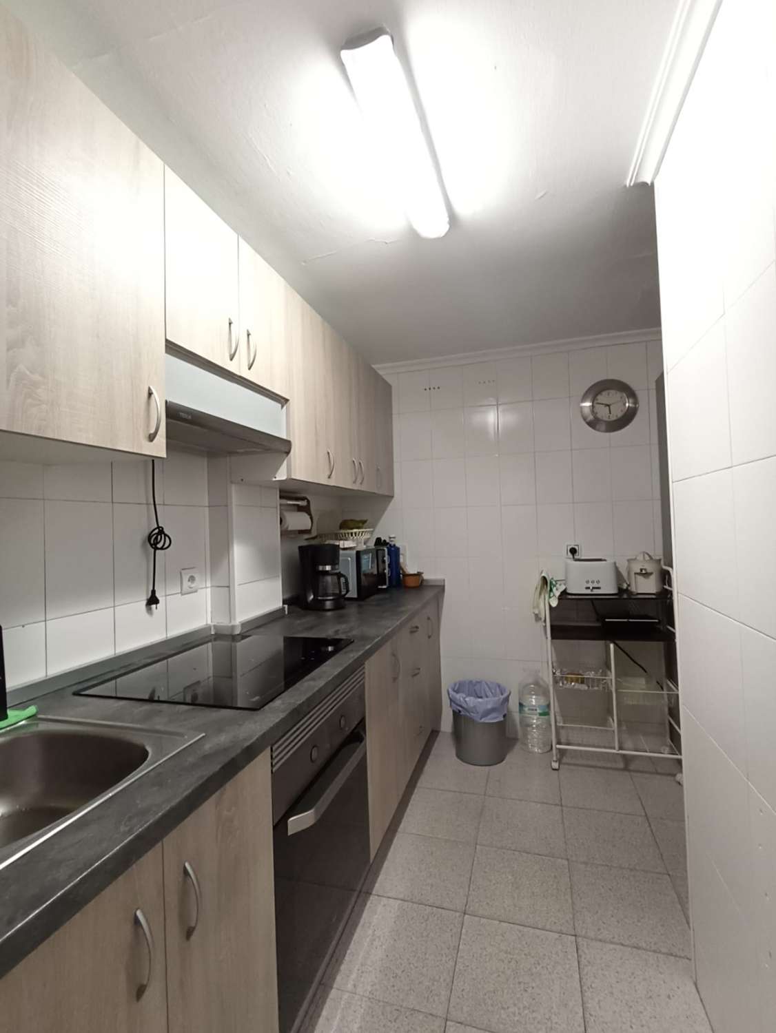 Se vende piso de 3 dormitorios en el Centro de Fuengirola.