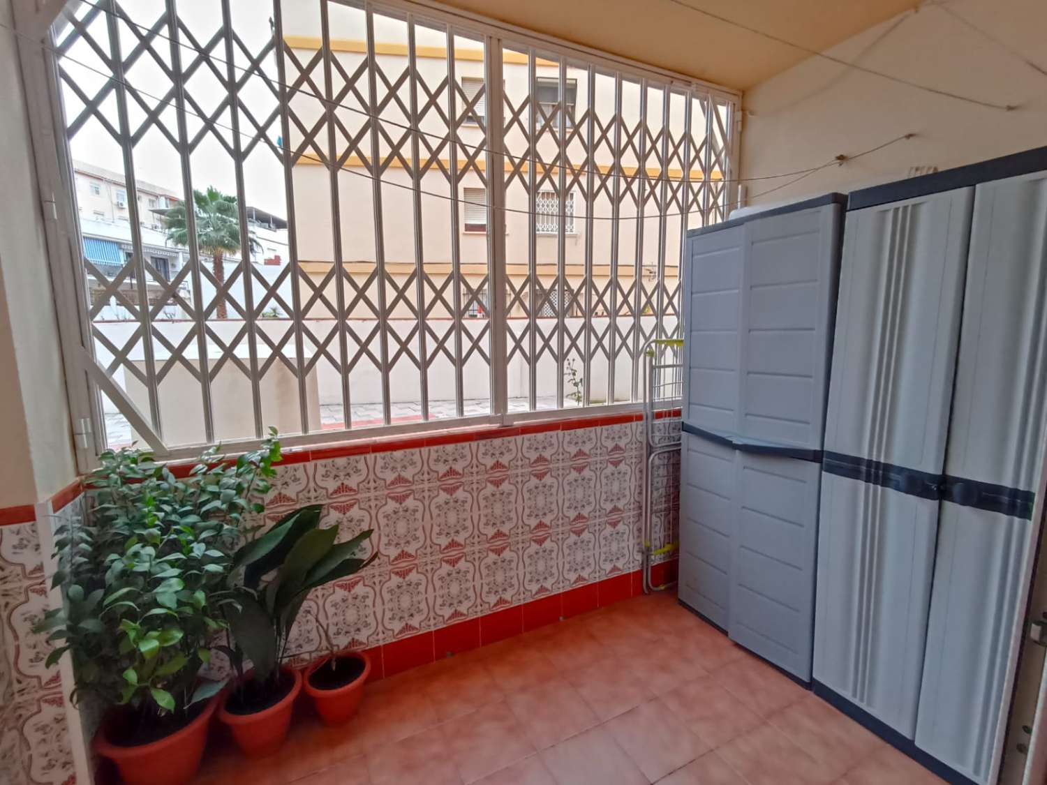 Se vende piso de 3 dormitorios en el Centro de Fuengirola.