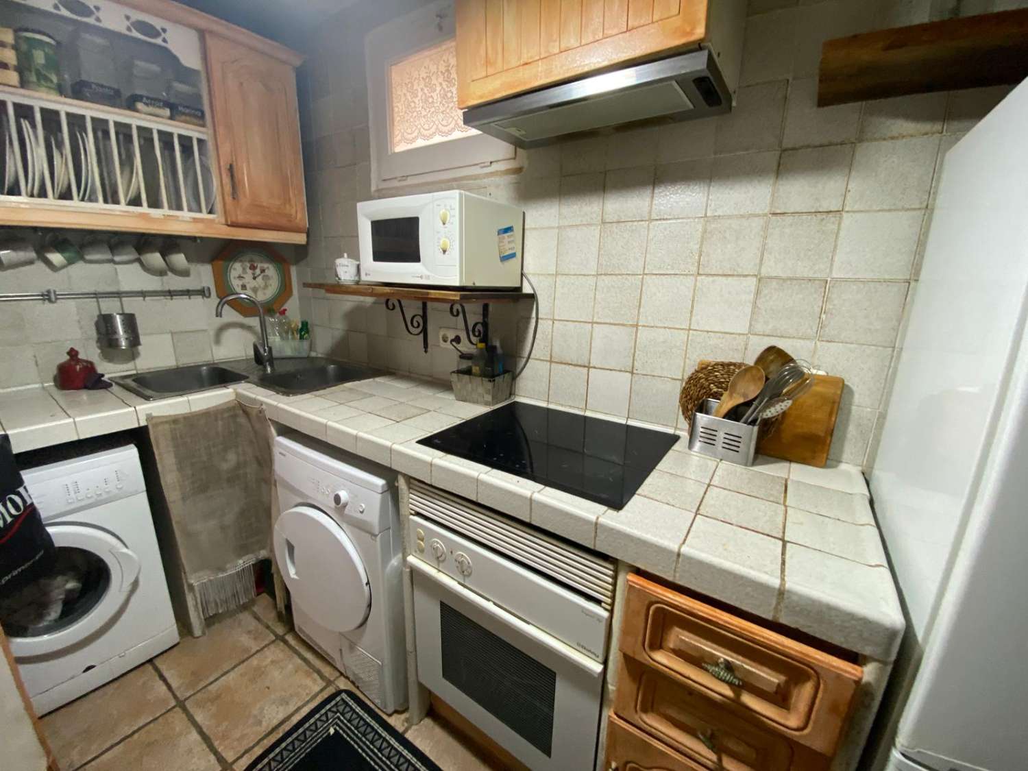 2 dormitorios y 1 baño en planta baja con jardin