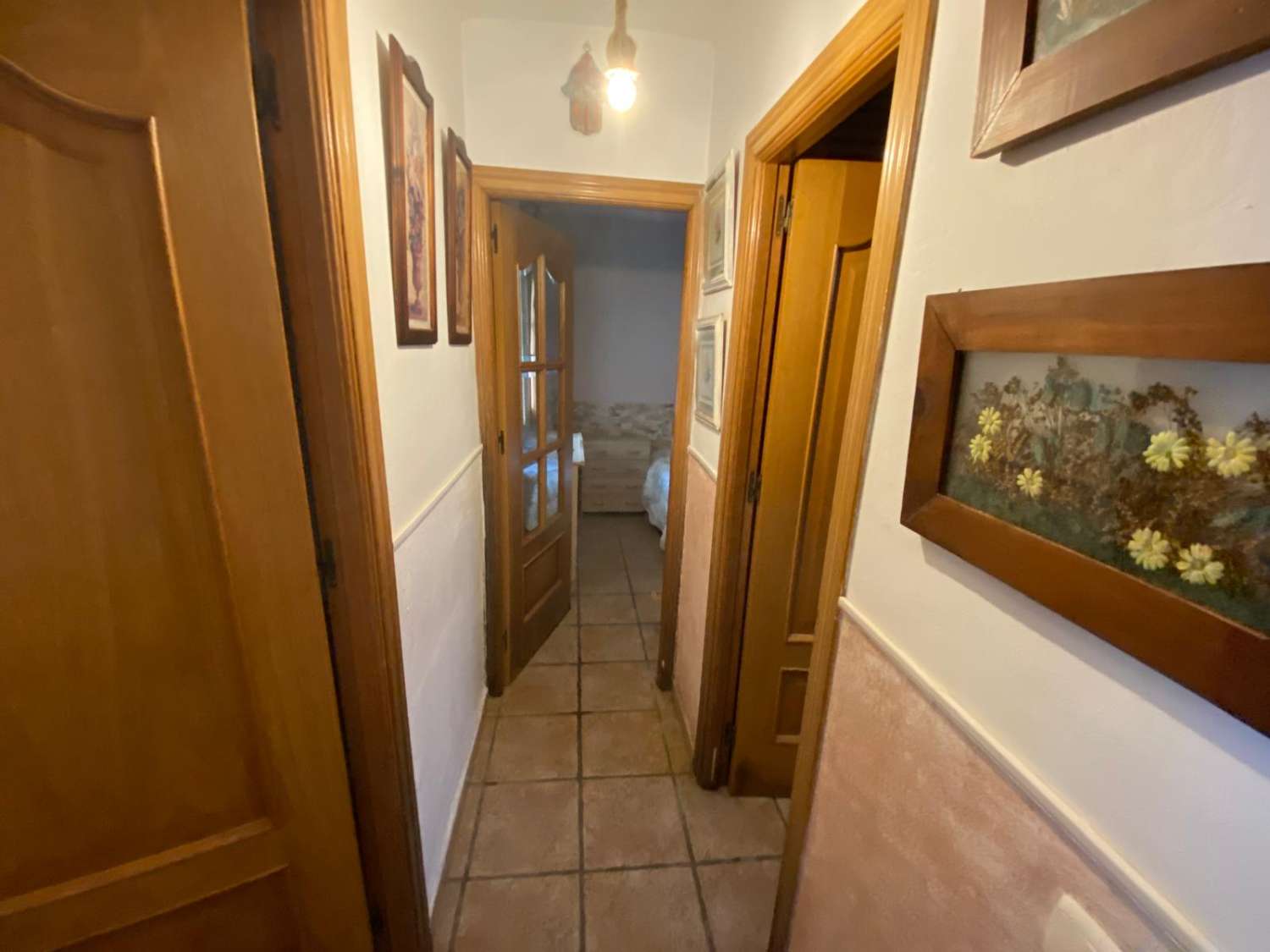 2 dormitorios y 1 baño en planta baja con jardin