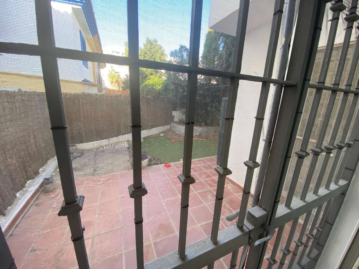 Se vende adosado en Fuengirola,zona Sohail.