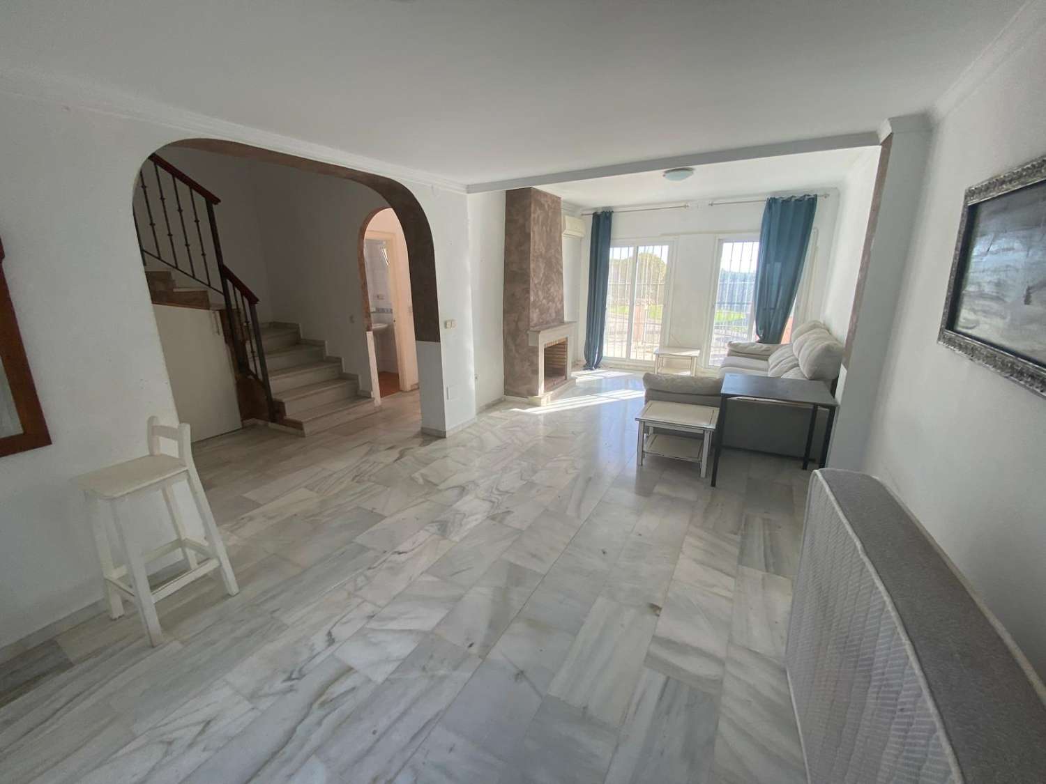Se vende adosado en Fuengirola,zona Sohail.