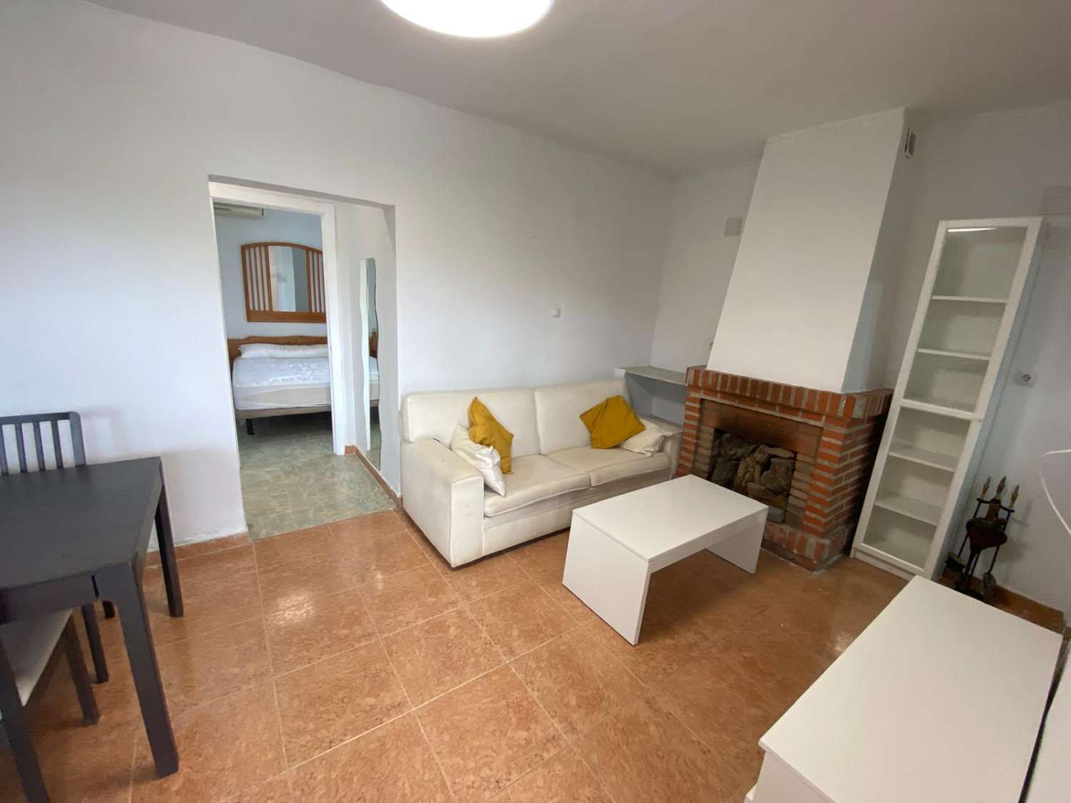 Se vende casa de campo con parcela