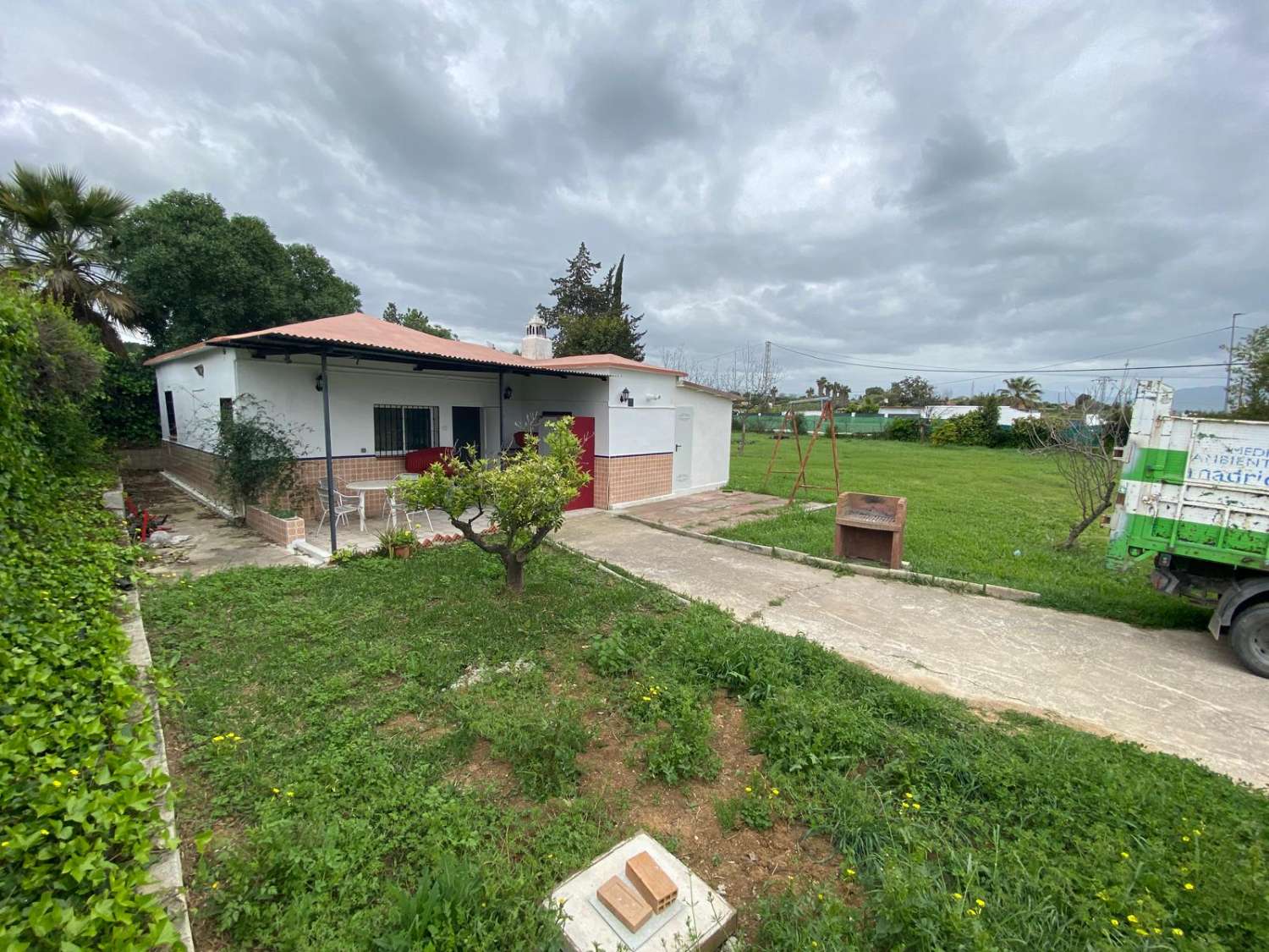 Se vende casa de campo con parcela