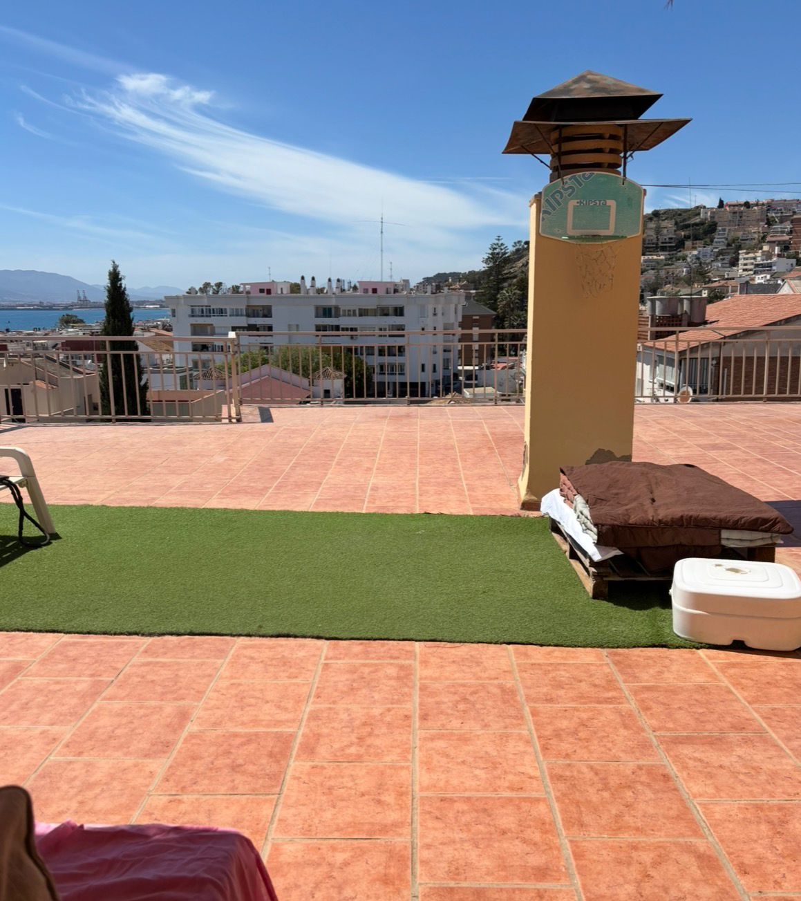 Kattohuoneisto myynnissä Pedregalejo (Málaga)