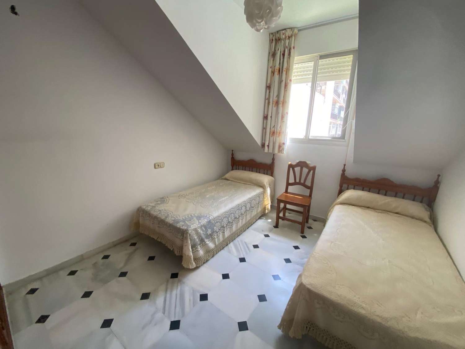 Atico en alquiler para larga temporada en los boliches